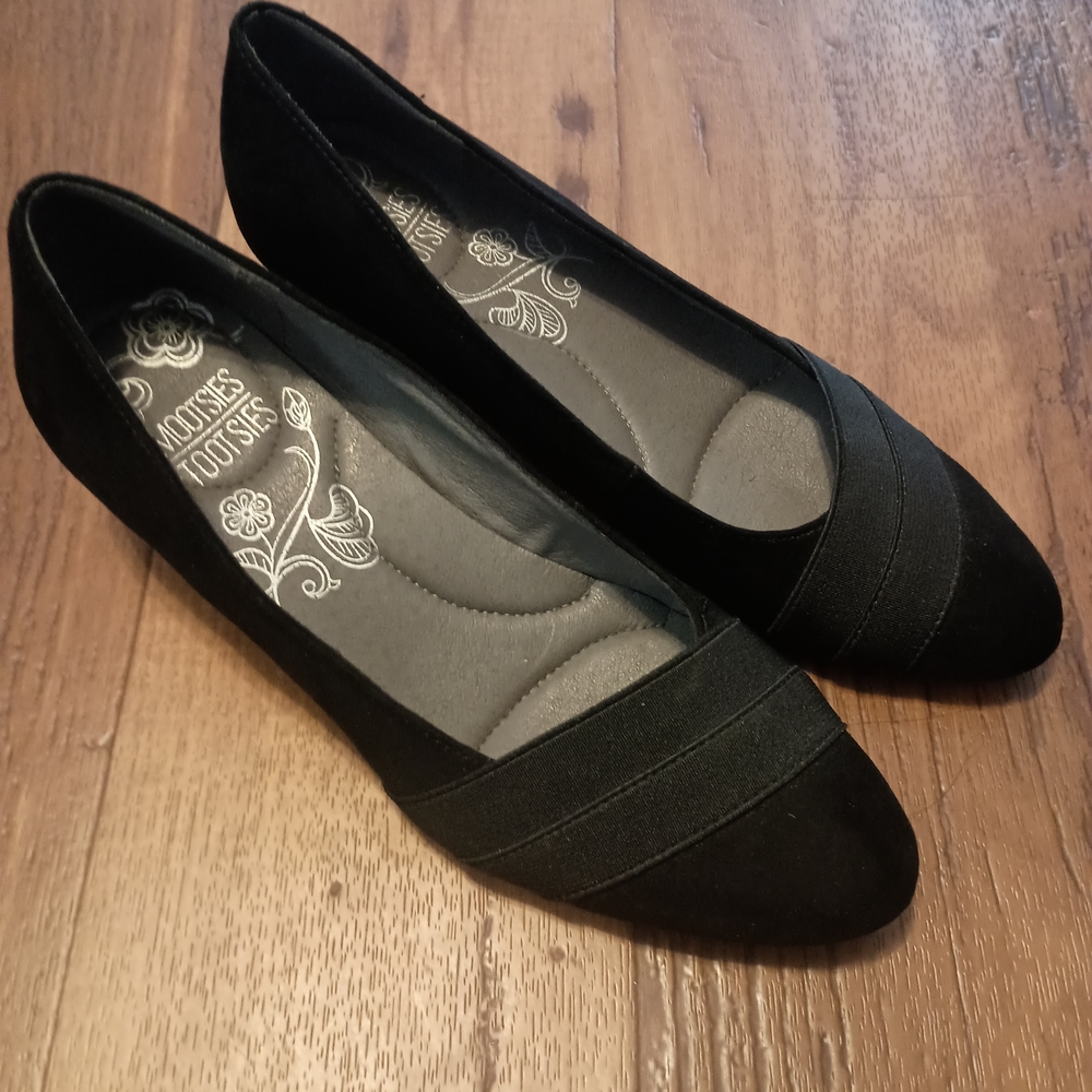 Mootsies Tootsies Womens 7M Wedge Heel Pumps Black Suede Dress Comfort Shoes